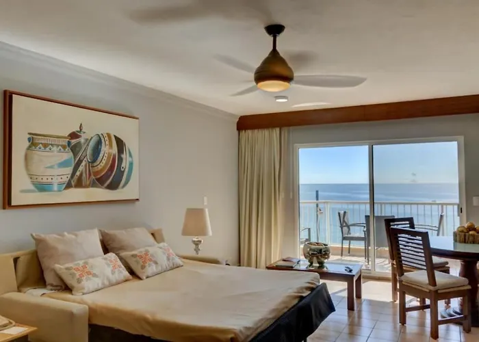 2bd Del Palmar: Cabo Luxury